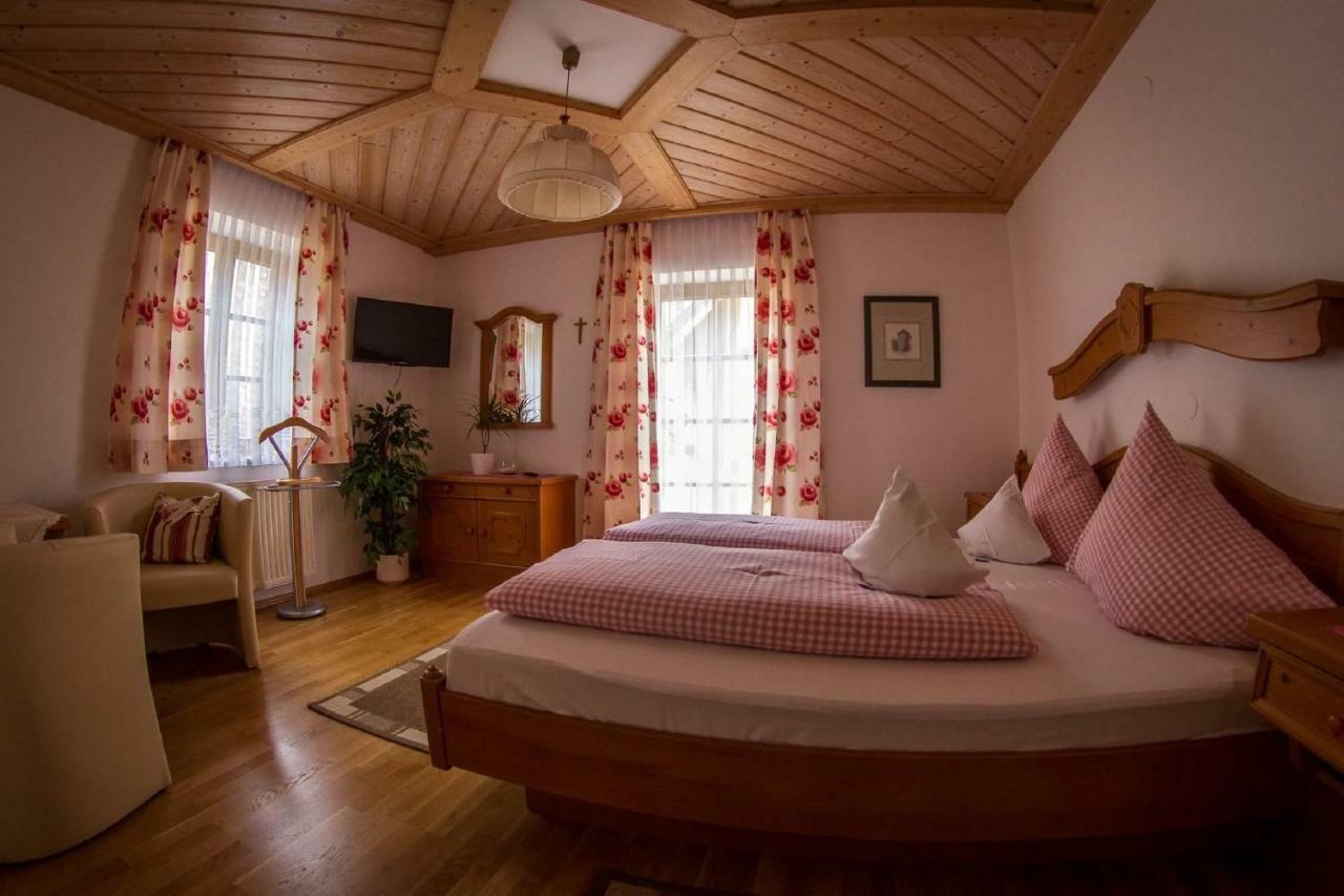 Weingut Stoff Bed and Breakfast Kitzeck im Sausal Buitenkant foto